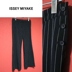 美品 me イッセイミヤケ プリーツ ワイドパンツ F ベルト調整付 ガウチョ ISSEY MIYAKE me プリーツ ワイドパンツ ベルト紐付 黒 フリー - メルカリ