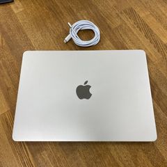 新品同様 MacBook Air 13.6インチ M2 チップ スターライト Apple MacBook Air 13.6インチ MC7W4J/A [スターライト]/M2