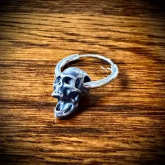 ネクロマンス NECROMANCE【スカルonボーンピアス Skull On Bone