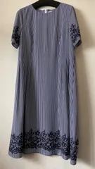S44 新品未使用 レリアン Leilian ストライプ 花柄刺繍 ワンピース 半袖 ブルー