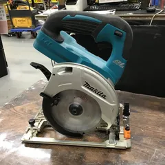 Makita - マキタ 125mm充電式マルノコ HS470DZW makita 白 丸ノコ マキタ 14.4V 充電式 マルノコ フルセット 白 125mm HS470DRTW