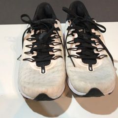 250555 ナイキ　NIKE　 ZOOM react  VOMERO14 エアズーム ボメロ 14 スニーカー