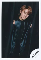 【中古】生写真(ジャニーズ) Aぇ! group/小島健/上半身/Aぇ! group「Aッ!!!!!!と驚き全国ツアー2023」グッズオフショット/公式生写真