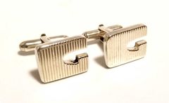 カフス特集！ カフスの品ぞろえに自信があります。