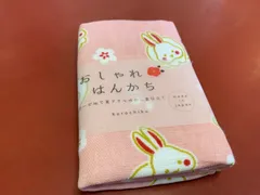 おしゃれはんかち　福うさぎ　24080210 くろちく　ハンカチ　ピンクのサムネイル
