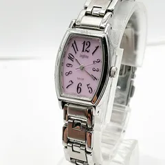 極美品【稼働品】SEIKO　セイコーV117　ハート　ピンク　ゴールド　ソーラー セイコーウオッチ＞「SAKURA Blooming」から2023年の限定モデル