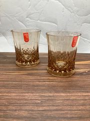 【新品】耐熱コップ２個セット　ガラス風　茶色　飴色　かわいい　オシャレ　軽い　使いやすい　カップ　コップ　食器
