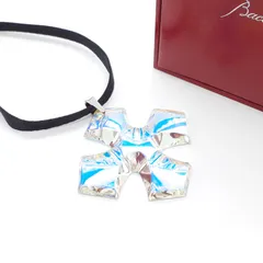 極美品　バカラ オクシタン　イリゼクリア　ネックレス ペシェミニョンクロス 極美品 バカラ オクシタン イリゼクリア ネックレス ペシェ