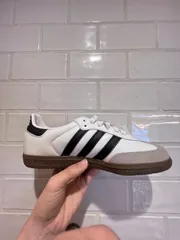 adidas SAMBA originals B75806 白　新品　22cm〜25cm  希少サイズ　未使用　アディダス　サンバ　オリジナルス　クラウドホワイト