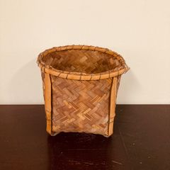 昭和レトロ　竹製の腰カゴ　丸型　収穫カゴ　竹籠