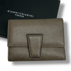 2025年最新】GIANNI CHIARINI 折り財布の人気アイテム - メルカリ