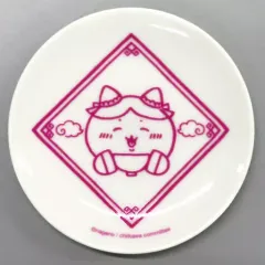 【中古】皿・茶碗 ハチワレ 小皿 「ちいかわカフェ 第2弾 ちいかわ飯店 in THE GUEST cafe&diner」のサムネイル