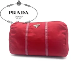 PRADA ナイロン ミニ ポーチ 小物入れ 三角ロゴ シルバー金具 化粧ポーチ コスメ メイク コインケース 小銭入れ マルチケース トライアングルロゴ プレート コンパクトケース レッド