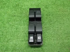 スズキ YB11S SX4 パワーウィンドウスイッチ 220613021