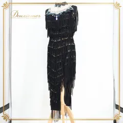 【社交ダンス衣装】ブラック ラテン ドレス ワンピース フリンジ 黒 デモ 競技用 揺れる 装飾 発表会 パーティ ダンス用 大人っぽい デザイン 伸縮性 フリンジ おしゃれ スタイル エレガント フィット 発表会用 衣装 躍動感 ゆれる