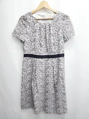 ◇ Θ Aylesbury アリスバーリー 花柄 半袖 膝丈 フレア ワンピース サイズ9 グレー系 レディース E  【1507010009898】