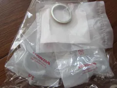 ホンダ純生・マフラー取付Uカラー２個+Oカラー１個　新品　モンキー系Eg　ゴリラ　シャリーダックス　スーパーカブに　マフラー交換時必需品灰個漏れ