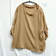 管理番号：@い131　LAVEANGE　ラビアンジュ  トップス　LL　ベージュ