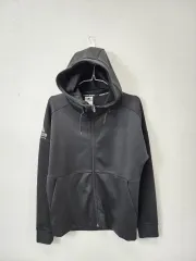 アディダス ブラック フードジップアップ COMBAT SPORTS