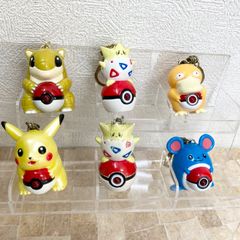 当時物　ポケモンライトキーホルダー　ピカチュウ　ゼニガメ　トゲピー　マリル 当時物 ポケモンライトキーホルダー ピカチュウ ゼニガメ