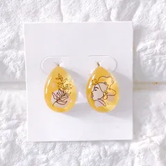 No.456　レジン　しずく型　イエロー　ニュアンス　ゴールド　ピアス　イヤリング