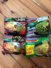 インスタントラーメン　インドミー🇮🇩