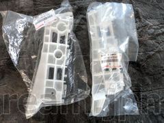 新品 トヨタ純正 プリウス ZVW30 フロントバンパー サイドリテーナー サイドサポート バンパーサポート バンパーリテーナー 左右 PRIUS JDM