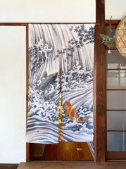 【SIMON BAKER】85X150cm 本縫いのれん「N 鯉の滝登り」和柄 和風 目隠し 家紋 暖簾【匿名配送 ネコポス 全国送料無料】