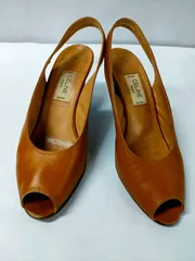 最終お値下げ！！！ CELINE パンプス サンダル 36 セリーヌ/サンダル/黒/サイズ：36の買取実績【ブランディア】