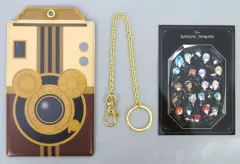 【中古】雑貨 カメラ風 ポートレイトケース(5周年イラスト集合絵ポートレイト1枚付き) 「ディズニー ツイステッドワンダーランド 5th Anniversary POP-UP SHOP ～Dazzling～」 グッズ付きチケット特典