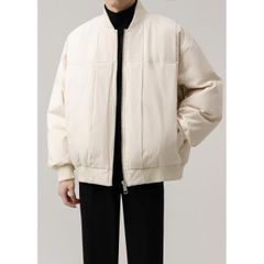 Men's Fall/Winter Outfit: Simple, Stylish, and Cool, Streetwear-inspired, White Duck Down Jacket in a Comfortable Fit. Size 90. Perfect for casual and workwear.