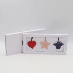 新品同様 箱付 クリスチャンディオール チャーム キーホルダー ネイビー/ピンク/レッド 蜂/星/ハート KRK 2000000 NSK