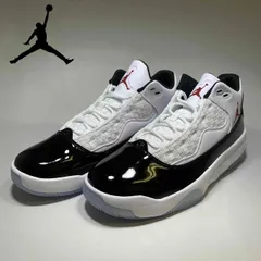 NIKE JORDAN MAX AURA 2 CK6636-102 ナイキ ジョーダン マックス オーラ 2 バスケット、3 on 3 ストリート、スニーカー エナメルブラック ホワイト (1612)