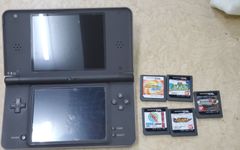 ニンテンドー　DSi LL 本体　ソフト付き