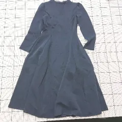 ◇ Θ セゾンドパピヨン シンプル系 長袖 ロング丈 ポンチ素材Vネックゴアードワンピース サイズM ネイビー系 レディース E  【1508250000911】