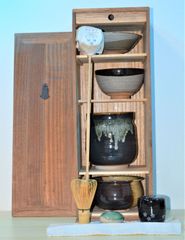 【最終価格】本金蒔絵 丸盆 角盆 セット 誠美漆器 マルセイアート 中西工芸 Amazon.co.jp: マルセイアート 中西工芸 高級誠美漆器 角盆 本金
