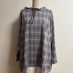 KN3260＊5L 大きいサイズ　個性的　しっかり素材のプルオーバーチュニック