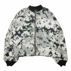 24AW ビームス BEAMS リバーシブル 650FP ダウン フライト ボンバー ジャケット デジタルカモ ナイロンタフタ ワイド ショート丈 ジップアップ カモフラージュ 迷彩柄 ブルゾン ジャンパー 上着 アウター XL グレー 黒 ブラック
