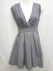 ◇ MNG<!-利用不可文字-!>by Mango ボーダー 切替 ドッキング風 ノースリーブ ミニ ワンピース サイズXS グレー ネイビー レディース P  【1407100029785】のサムネイル