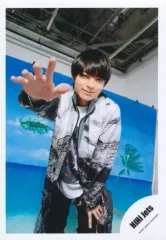 【中古】生写真(ジャニーズ) HiHi Jets/作間龍斗/膝上/Johnnys’ ISLAND STORE グッズオフショット’21夏/公式生写真