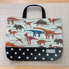 大人気☆恐竜柄レッスンバッグ☆裏地付き☆嵩張らない薄型　サブバッグにも　ハンドメイド　オーダー可！