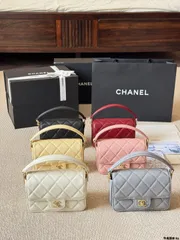 【今日特価】Chanel 24K ハンドル付き口蓋包 CF Mini - エレガントなデザインの象徴-WTO輸入