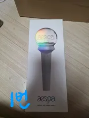 aespa ペンライト　未開封 aespa OFFICIAL LIGHT STICK公式ペンライト〈新品未開封〉 入荷
