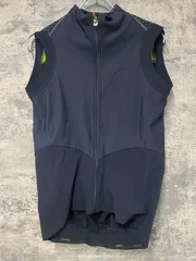 【新品】アソス　前後保温ジレ 新品】アソス前後保温ジレ