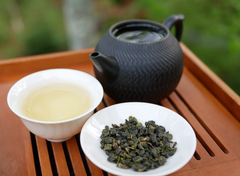 凍頂烏龍茶（特級）台湾産　台湾烏龍茶　200ｇ　中国茶