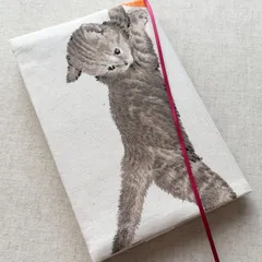【四六判_r026】ブックカバー にゃんだりんぐ柄 猫 ボルダリング ビビットカラー