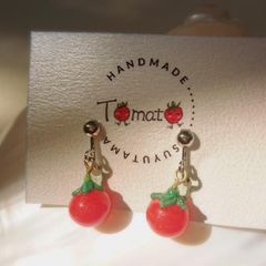 トマトのイヤリング