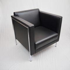 美品■ヒルインターナショナル■総革■1人掛けソファ■モダウノ■黒■エグゼクティブ 美品□ヒルインターナショナル□総革□1人掛けソファ□モダウノ□黒
