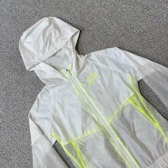 NIKE(ナイキ) ウィンドブレーカー 子供用