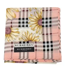 未使用 バーバリー ハンカチ 綿　100％ ランチマット　花柄 ピンク チェック バーバリー　レディース　BURBERRY